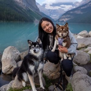 Meet your Posher, Nia